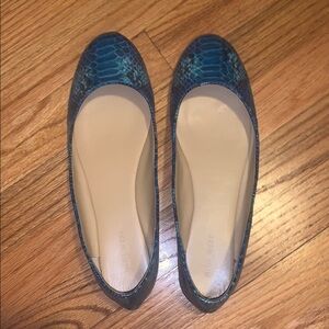 Nine West Teal Snakeskin Flats